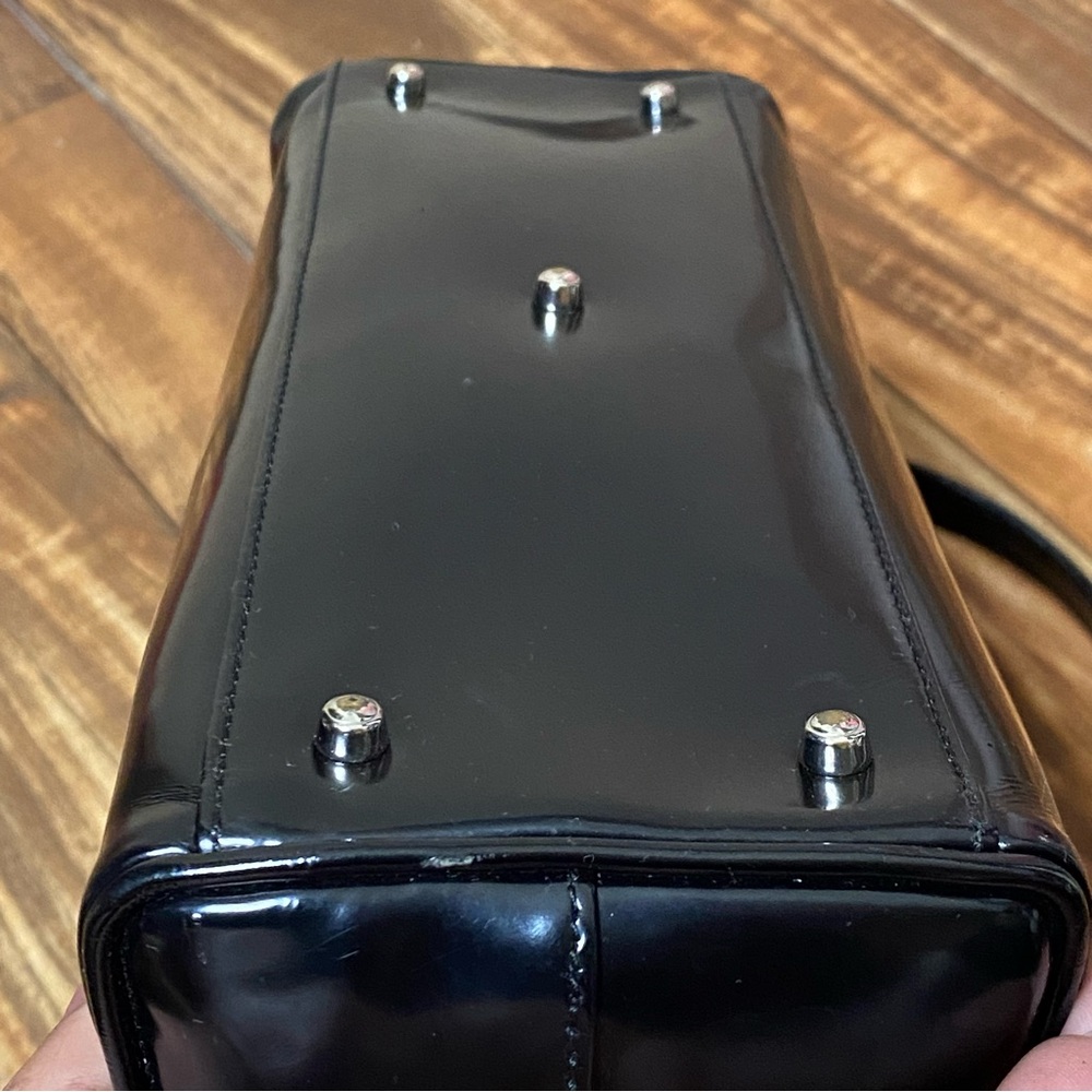 90s vtg Gucci x Tom Ford • Black Patent Leather Bowler w Strap - Picture 7 of 15